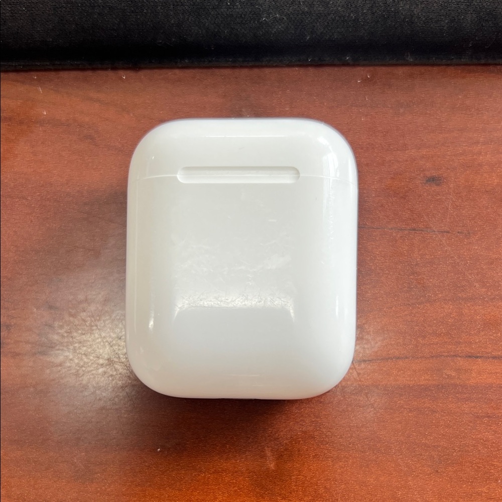Apple air pods Charging Case ONLY!